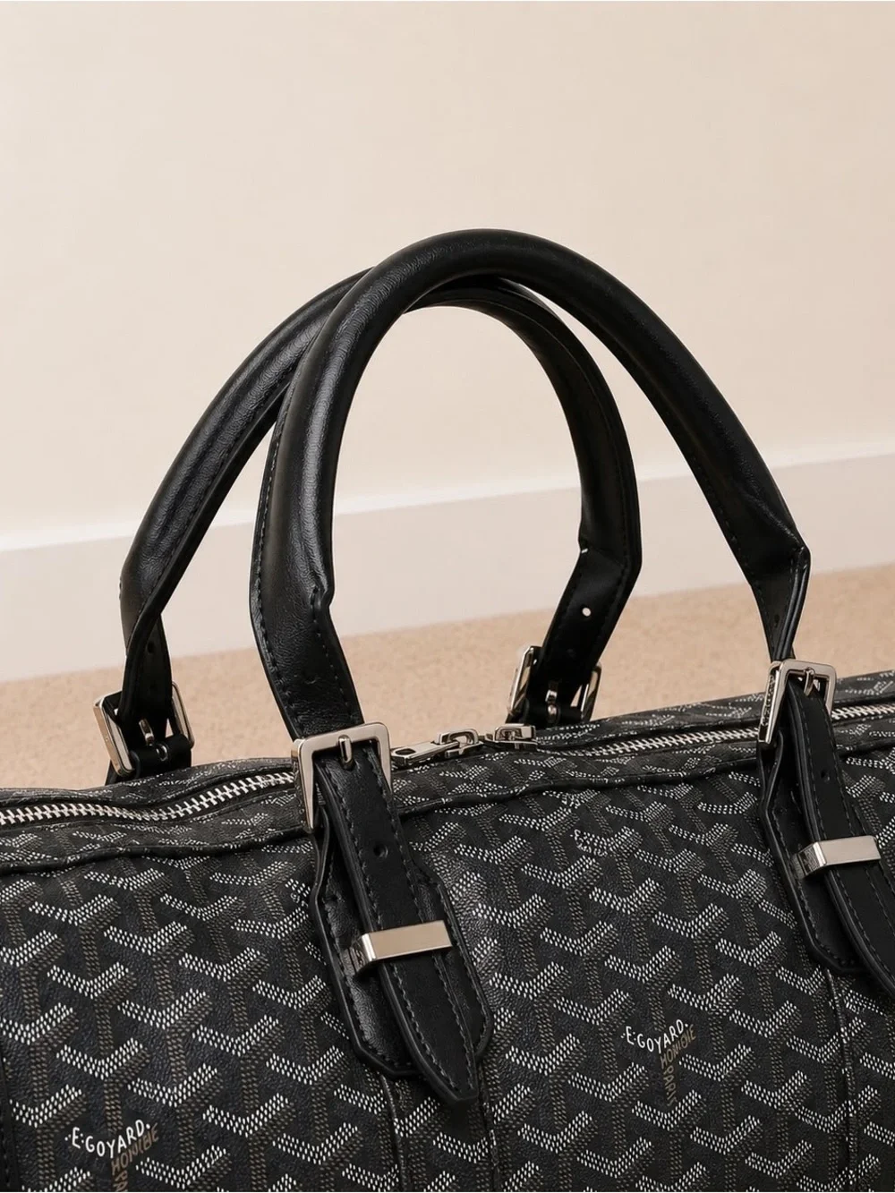 Abercrombie & Fitch Black Patterned Men's Duffel Bag